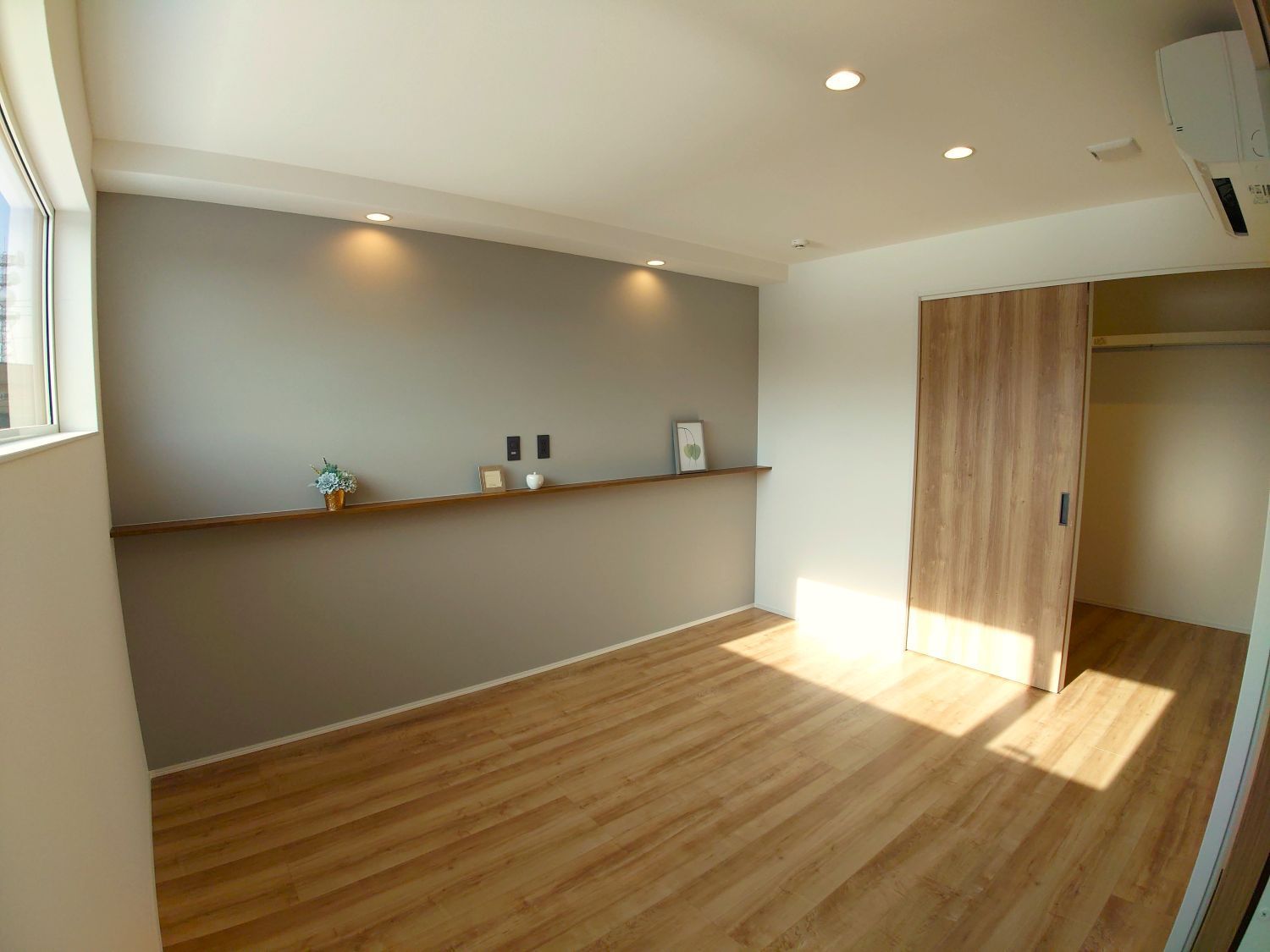 room-8